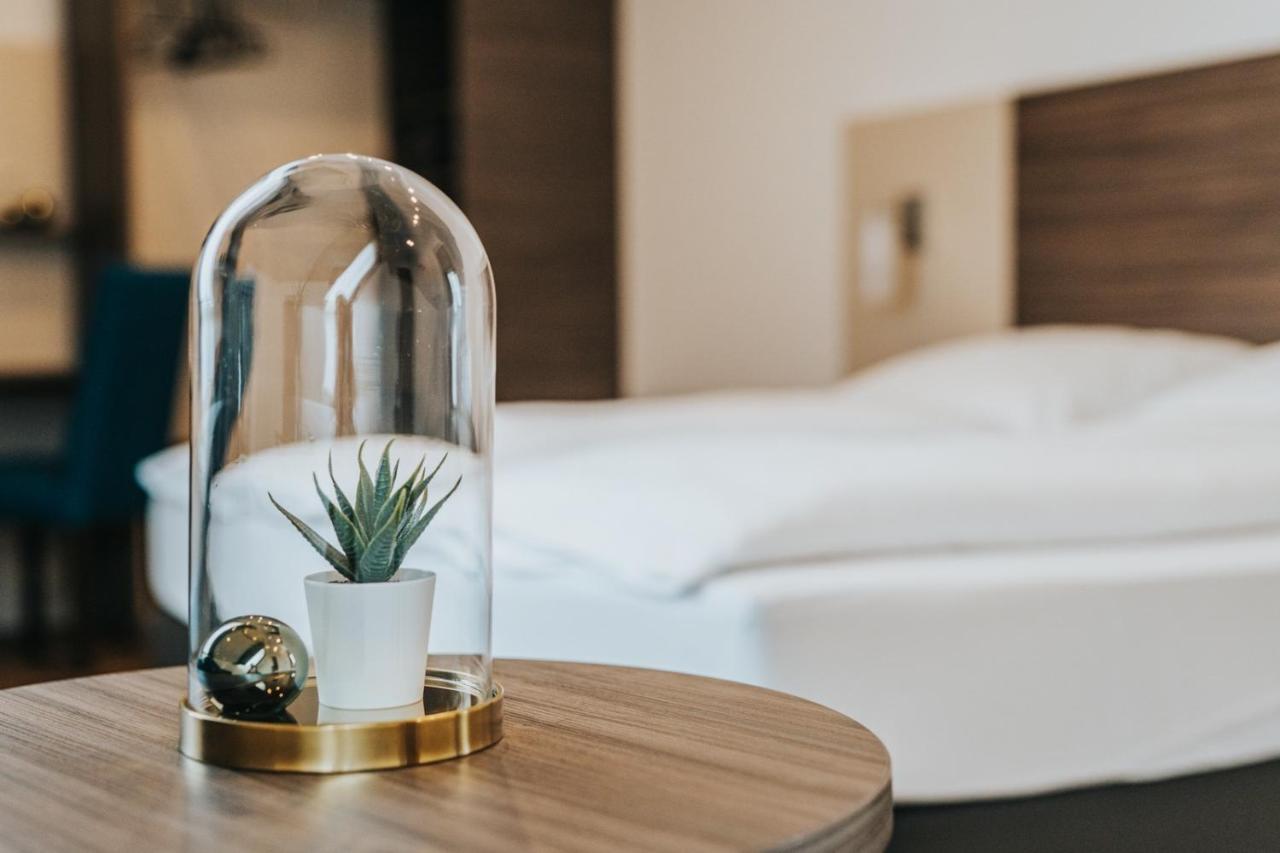 Hotel Restaurant Adria Stuben Bruehl Eksteriør bilde
